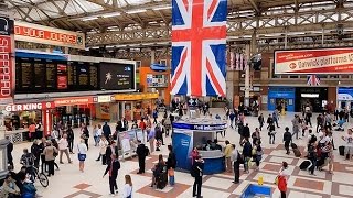 A Walk Through The London Victoria Station London England [upl. by Reniti]